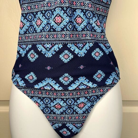 Aerie Pique Henley Full Coverage One Piece Swimsuit - Small - Picture 6 of 9